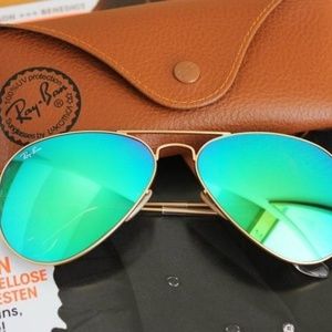Ray Ban Aviators in Green and Gold
